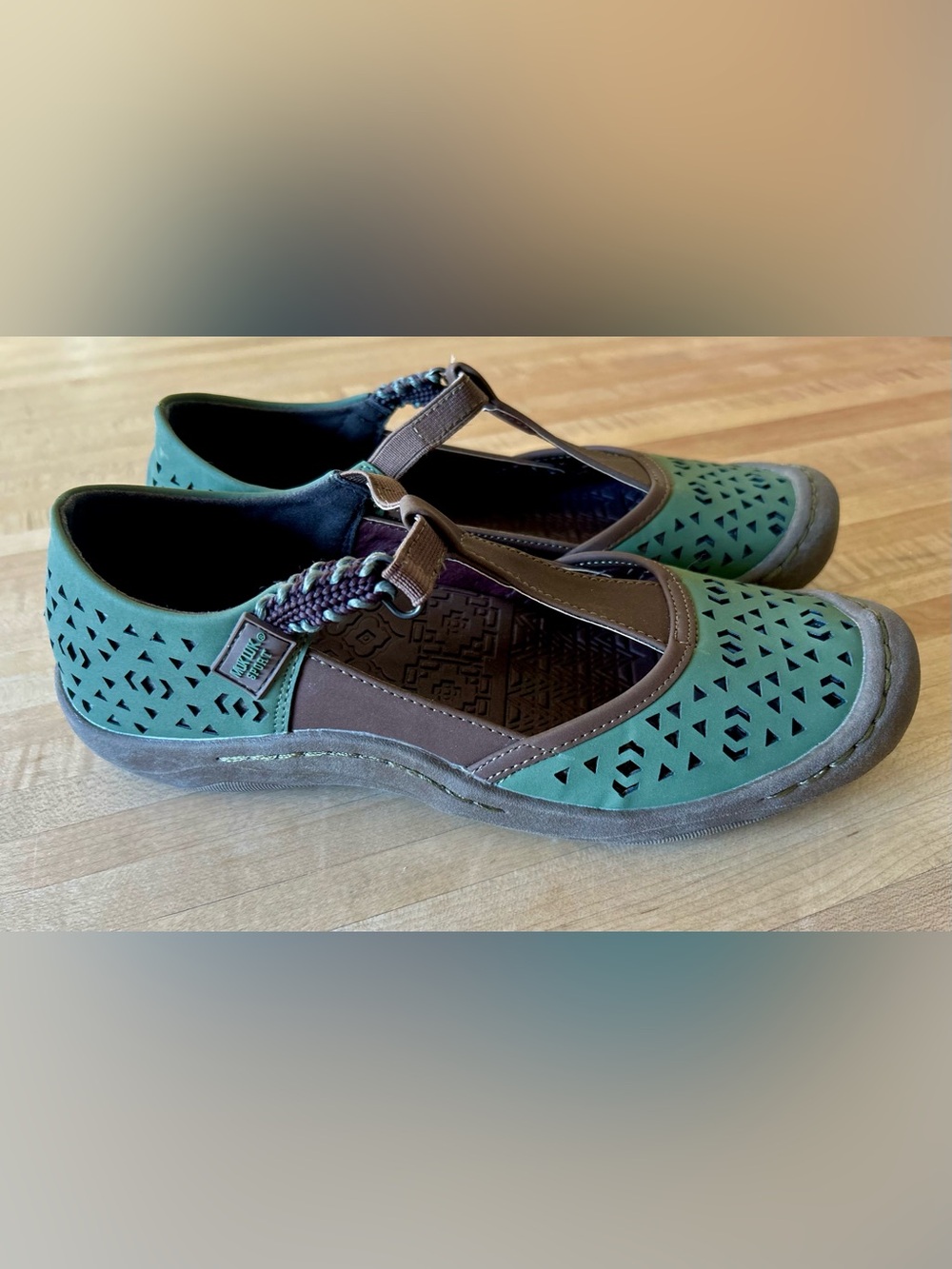 MUK LUKS Women's Samantha Sport Shoe Sandals
